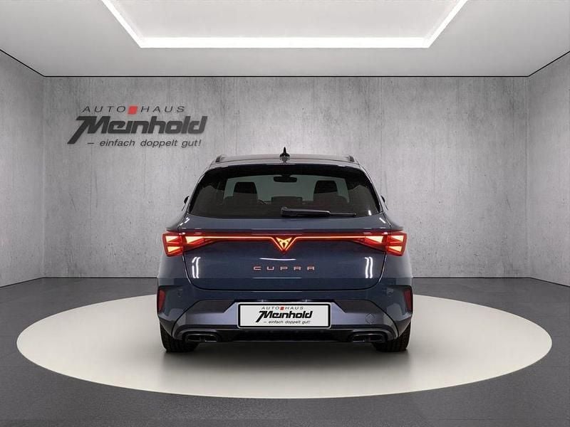 Gebraucht Cupra Leon 150 PS (110 kW) 2025 Fjordblau Kombi