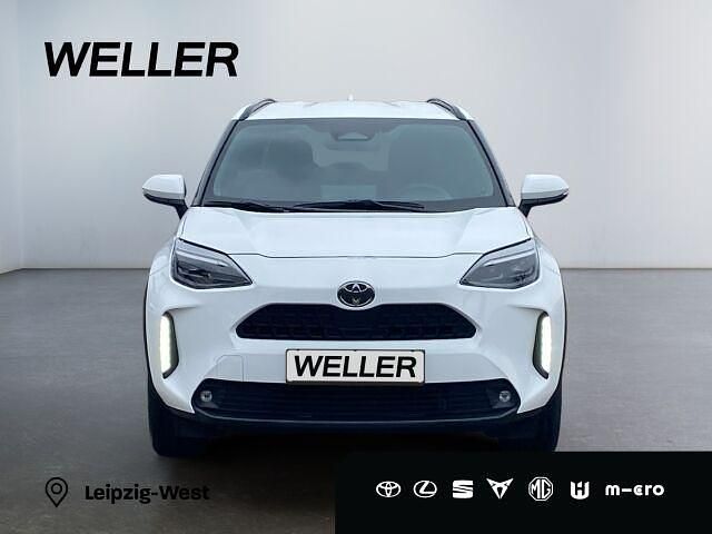 Weiß Gebraucht 2024 Toyota Yaris Cross Team SUV | 24.590 € (Fairer Preis) - Bild 1/2
