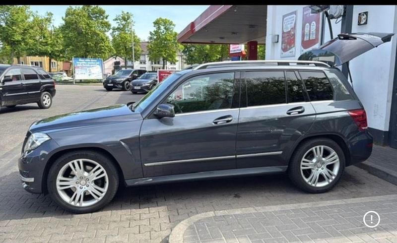 Gebraucht Mercedes 250 204 PS (150 kW) 2013 Grau SUV