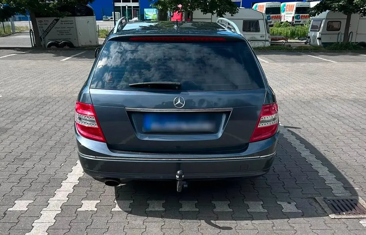 Gebraucht Mercedes C200 136 PS (100 kW) 2008 Grau Kombi