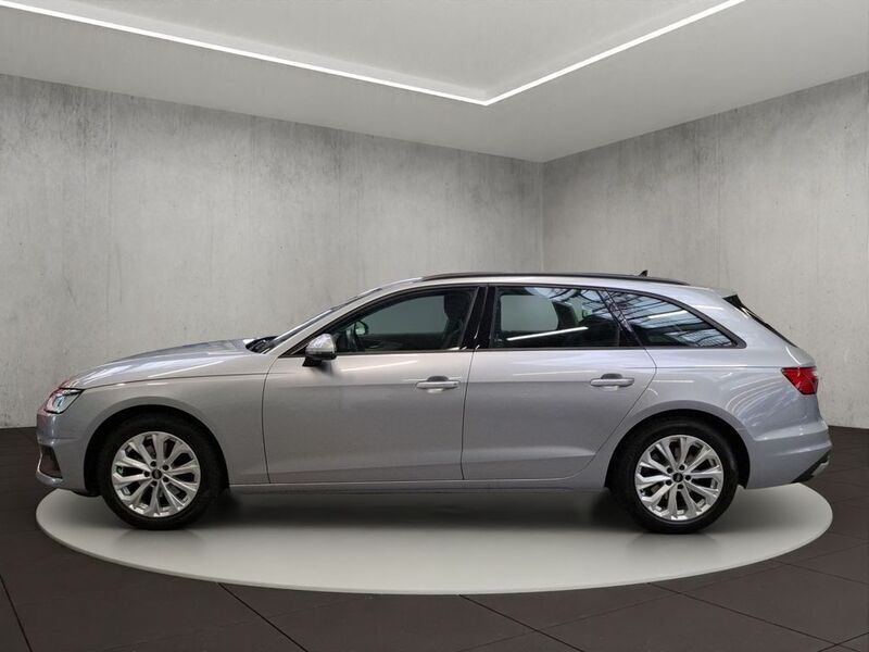 Gebraucht Audi A4 Ambiente 136 PS (100 kW) 2022 Florettsilber metallic Kombi