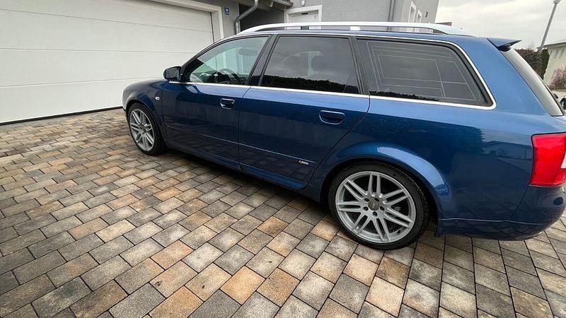 Gebraucht Audi A4 Ambiente 163 PS (119 kW) 2004 Blau Kombi