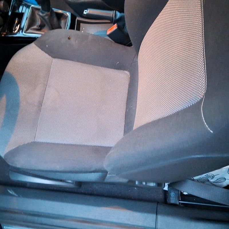 Gebraucht Opel Astra GTC 115 PS (84 kW) 2010 Schwarz Coupé