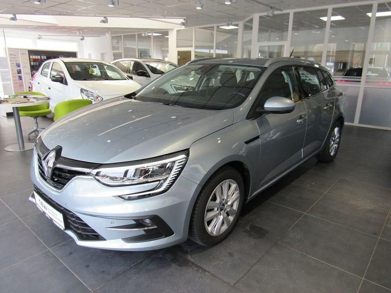 Baltikumgrau metallic Gebraucht 2021 Renault Mégane IV Zen Kombi | 17.890 € (Fairer Preis) - Bild 1/4