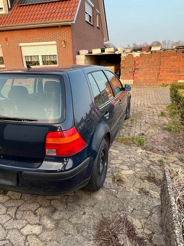 Gebraucht VW Golf IV 75 PS (55 kW) 1999 Blau Kleinwagen