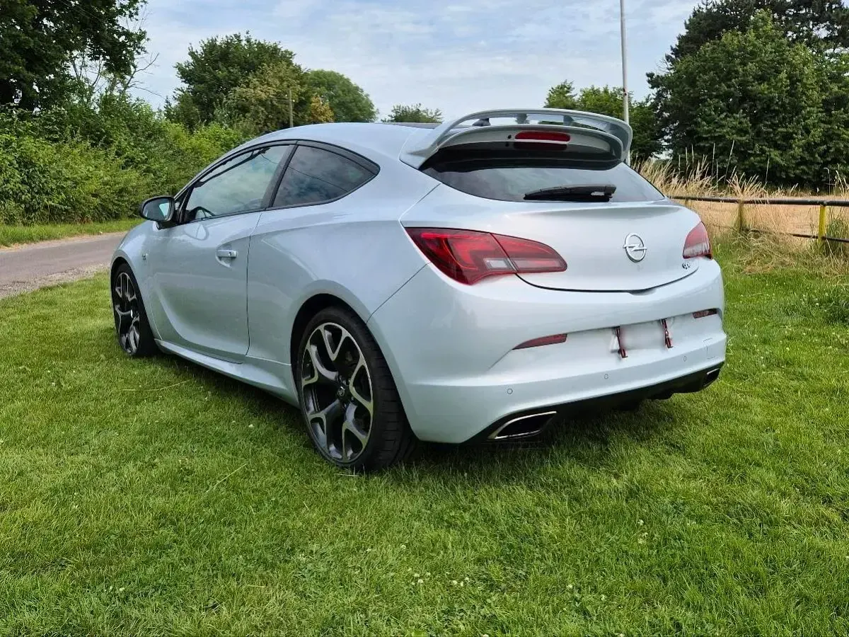 Gebraucht Opel Astra OPC 280 PS (205 kW) 2013 Grau Limousine