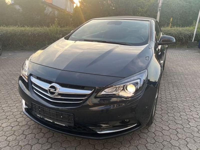 Graphitschwarz/carbon flash/midn (metallic) Gebraucht 2014 Opel Cascada Innovation Cabrio | 13.500 € (Fairer Preis) - Bild 1/4