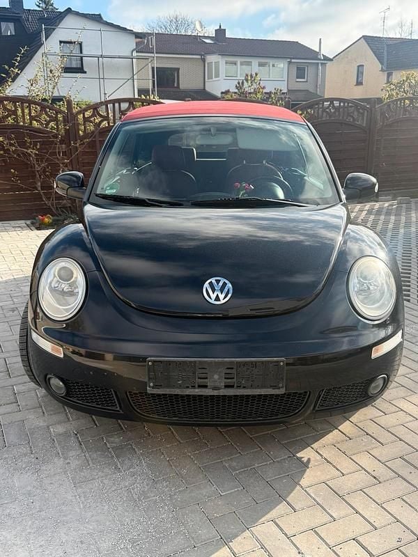 Second-hand VW New Beetle 105 CP (77 kW) 2010 Negru Hatchback