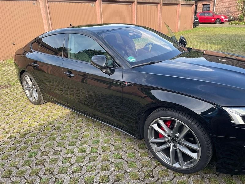 Schwarz Gebraucht 2023 Audi A5 Sportback S-Line Limousine | 36.900 € (Guter Preis) - Bild 1/4