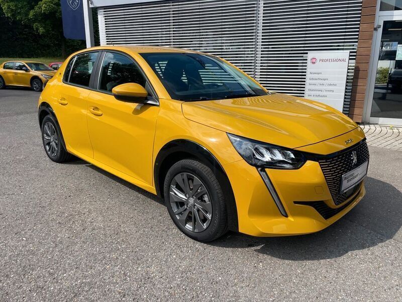 Gelb Gebraucht 2021 Peugeot e-208 Active Kleinwagen | 14.990 € (Fairer Preis) - Bild 1/4