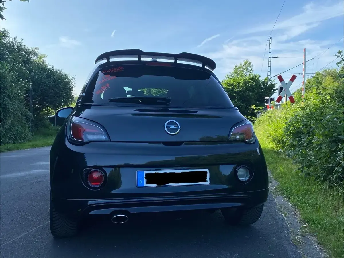 Gebraucht Opel Adam S 150 PS (110 kW) 2016 Schwarz Kleinwagen