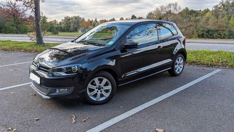 Schwarz Gebraucht 2010 VW Polo Highline Limousine | 5.900 € (Guter Preis) - Bild 1/4