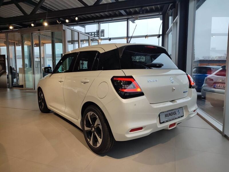 Neu Suzuki Swift Comfort+ 83 PS (61 kW) 2025 Weiß Kleinwagen