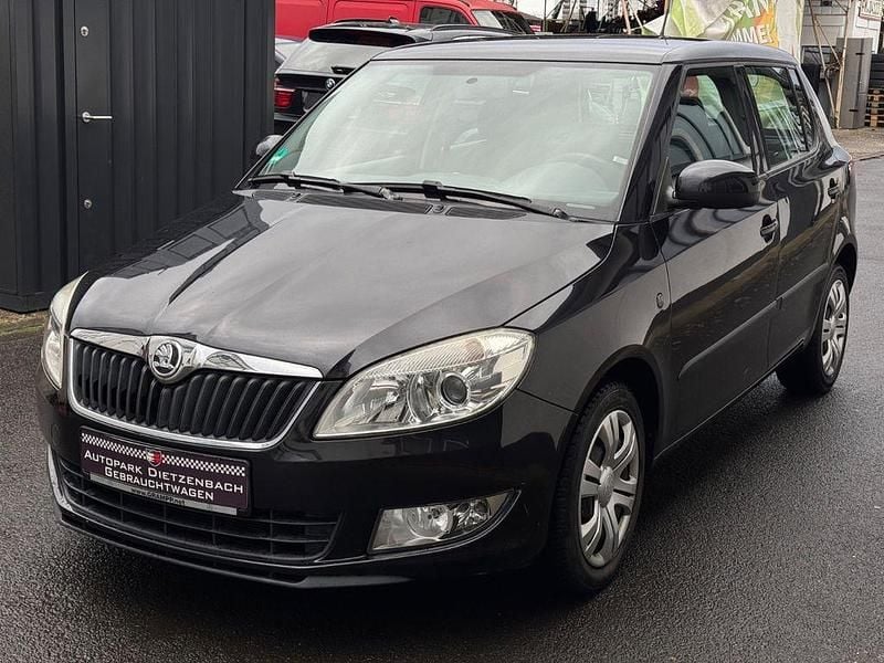 Gebraucht Skoda Fabia Ambiente 86 PS (63 kW) 2010 Schwarz Limousine