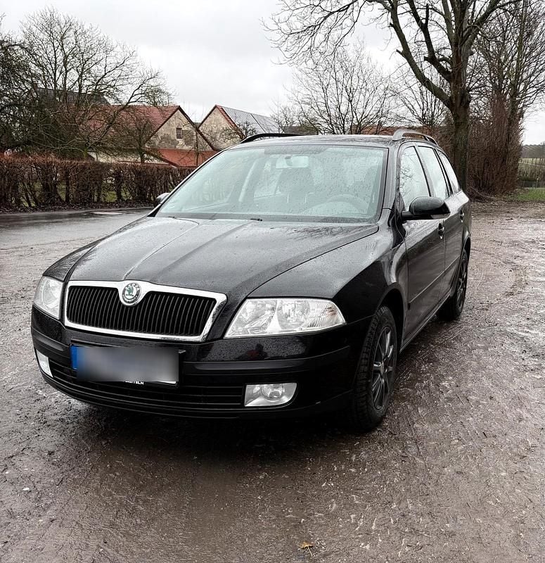 Gebraucht Skoda Octavia 105 PS (77 kW) 2008 Schwarz Kombi