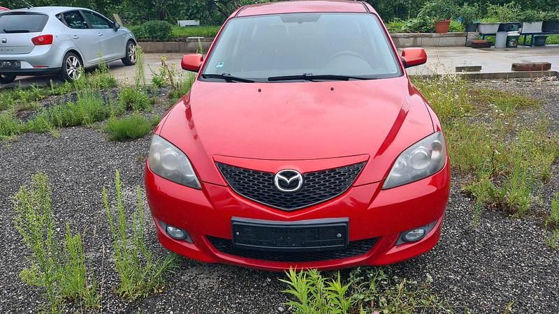 Gebraucht Mazda 3 105 PS (77 kW) 2005 Rot Limousine