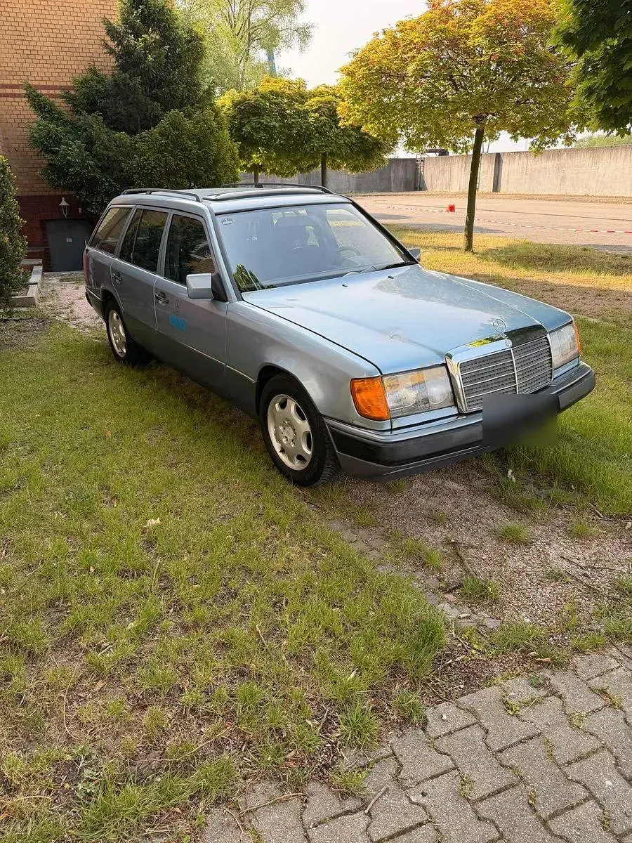 Usata Mercedes E250 94 CV (69 kW) 1990 Station wagon