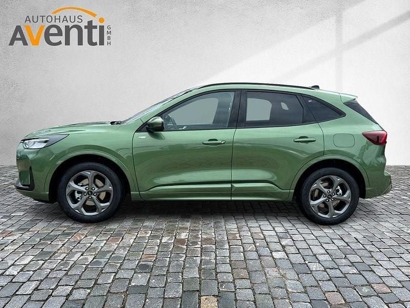 Gebraucht Ford Kuga ST-Line 186 PS (136 kW) 2025 Grün SUV