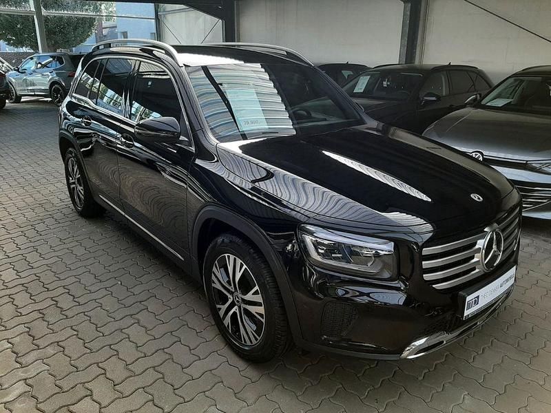 Gebraucht Mercedes GLB200 Advanced 163 PS (119 kW) 2025 Nachtschwarz SUV
