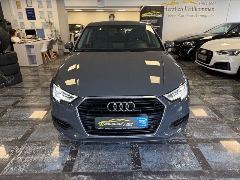 Gebraucht Audi A3 Comfort 150 PS (110 kW) 2017 Grau Limousine