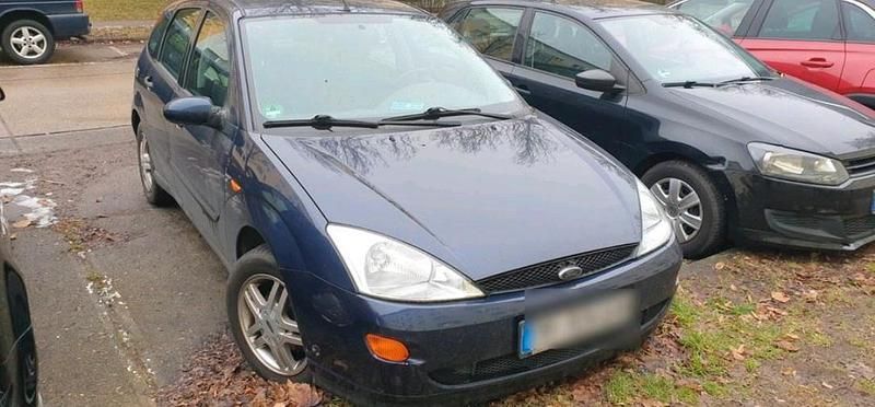 Gebraucht Ford Focus 100 PS (73 kW) 2001 Blau Limousine