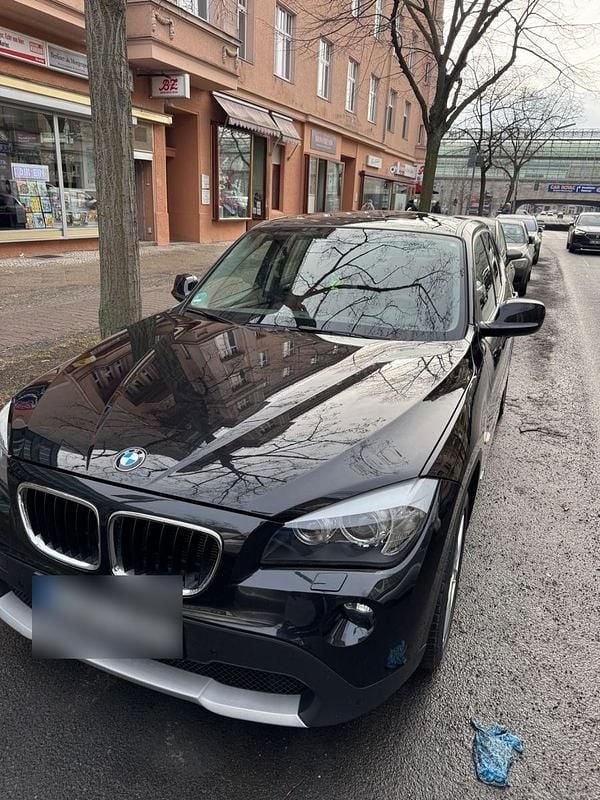 Gebraucht BMW X1 150 PS (110 kW) 2012 Schwarz SUV