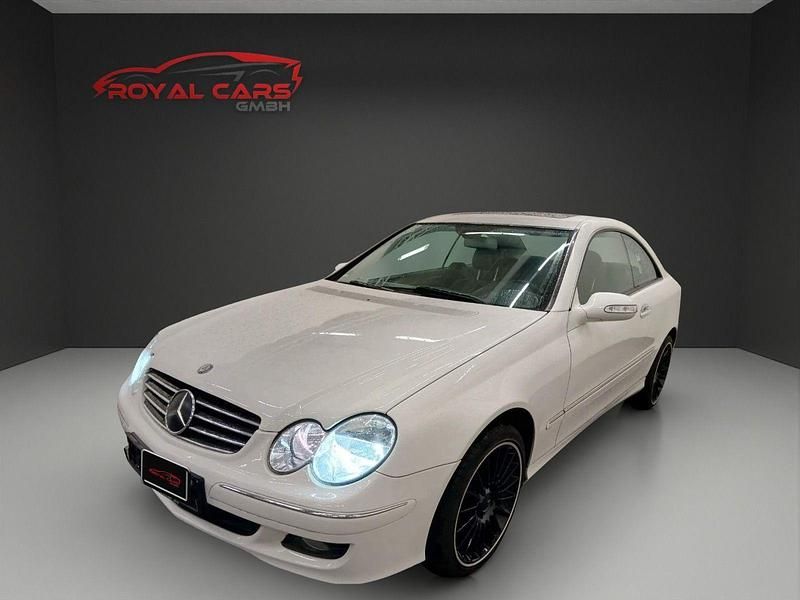 Weiß Gebraucht 2008 Mercedes CLK350 Coupé | 9.990 € (Guter Preis) - Bild 1/4
