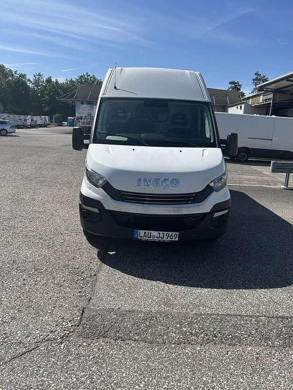 Gebraucht 2017 Iveco Daily Van | 9.000 € (Superpreis) - Bild 1/4