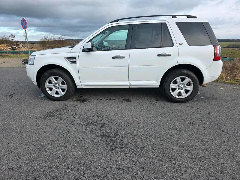 Gebraucht Land Rover Freelander 2 S 190 PS (139 kW) 2012 Weiß SUV