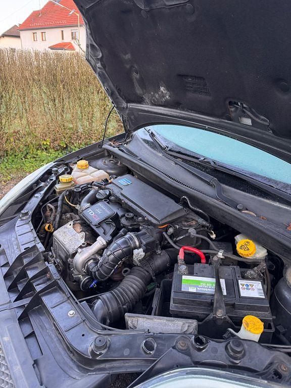 Gebraucht Ford Fiesta 68 PS (50 kW) 2005 Grau Kleinwagen