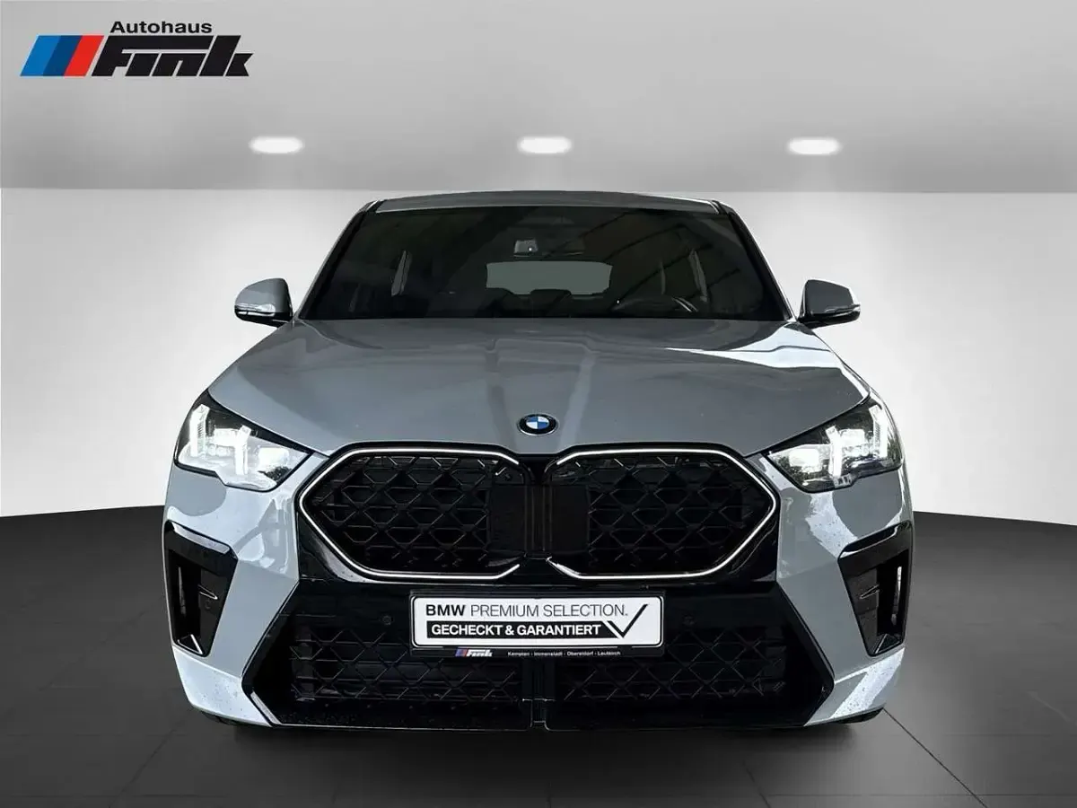 Gebraucht BMW X2 M Sport 163 PS (119 kW) 2025 Brooklyn grau SUV