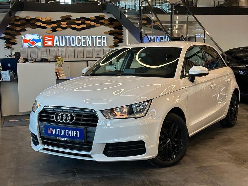 Weiß Gebraucht 2017 Audi A1 Sportback Basis Kleinwagen | 8.990 € (Fairer Preis) - Bild 1/4