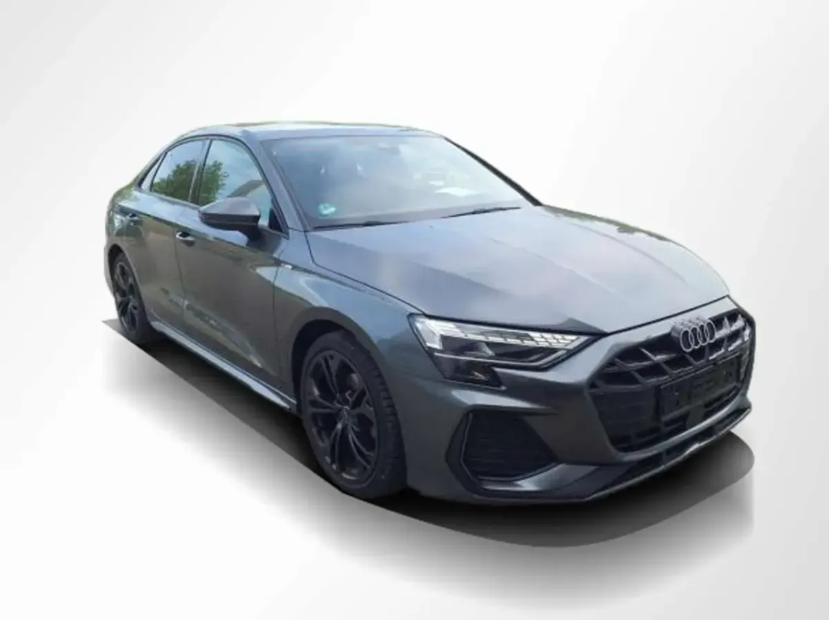 Gebraucht Audi A3 S-Line 150 PS (110 kW) 2025 Daytonagrau perleffekt Limousine