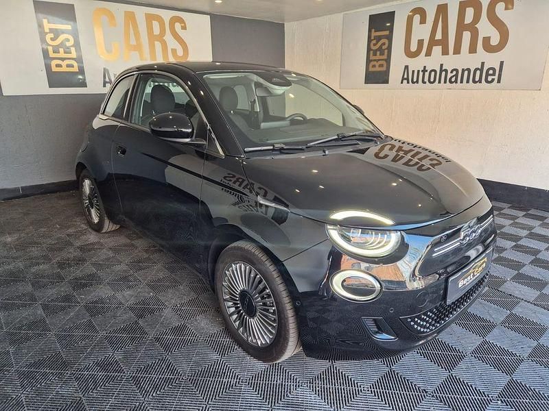 Gebraucht Fiat 500e Basis 69 kW (95 PS) 2024 Schwarz