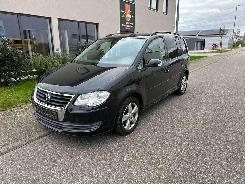 Schwarz Gebraucht 2008 VW Touran United Van / Kleinbus | 3.999 € (Fairer Preis) - Bild 1/4