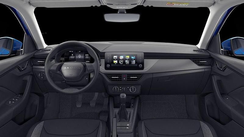 Neu Skoda Scala Essence 95 PS (69 kW) 2025 Blau Kleinwagen