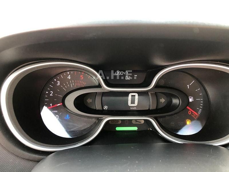 Gebraucht Renault Trafic 120 PS (88 kW) 2021 Grau Van / Kleinbus