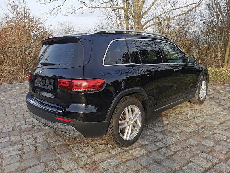 Gebraucht Mercedes GLB200 150 PS (110 kW) 2021 Schwarz SUV