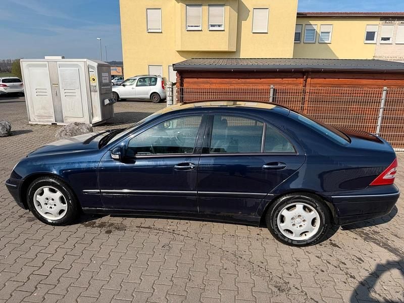 Gebraucht Mercedes C200 Elegance 163 PS (119 kW) 2001 Andere farben Limousine