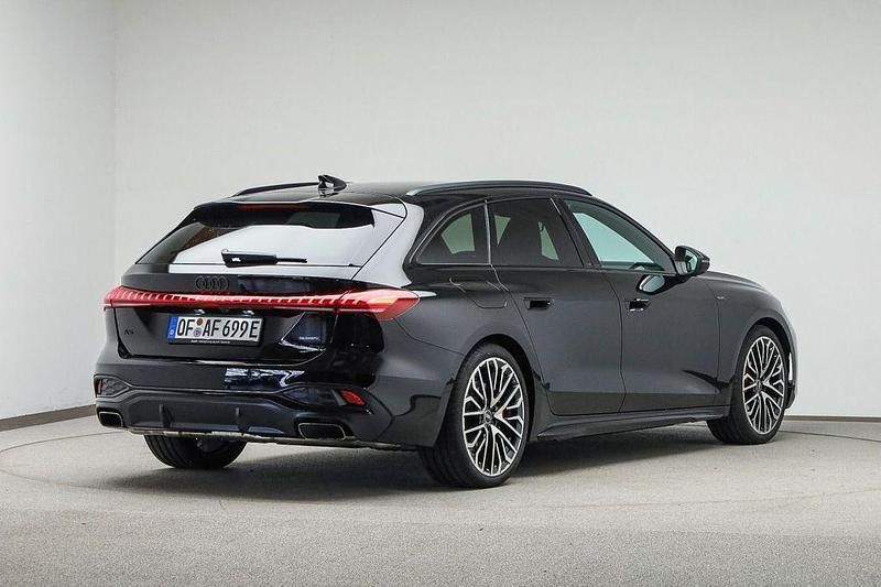 Gebraucht Audi A5 Ambiente 299 PS (219 kW) 2025 Mythosschwarz metallic Coupé