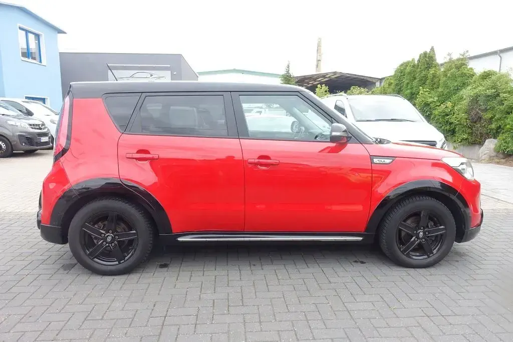 Gebraucht Kia Soul DREAM-TEAM Edition 132 PS (97 kW) 2015 Rot SUV