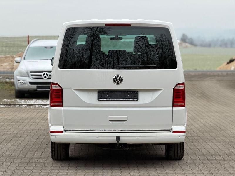 Second-hand VW Multivan 212 CP (155 kW) 2019 Alb Monovolum