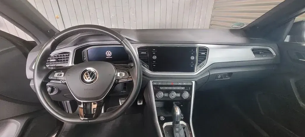 Gebraucht VW T-Roc Cabriolet Active 150 PS (110 kW) 2021 Schwarz Cabrio