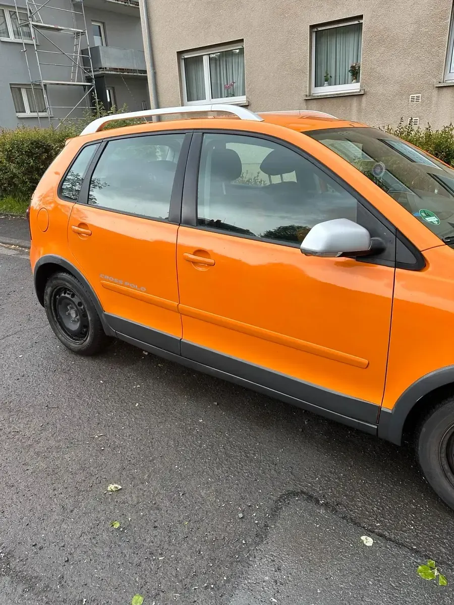 Brugt VW Golf VI 69 HK (50 kW) 2009 Orange Hatchback