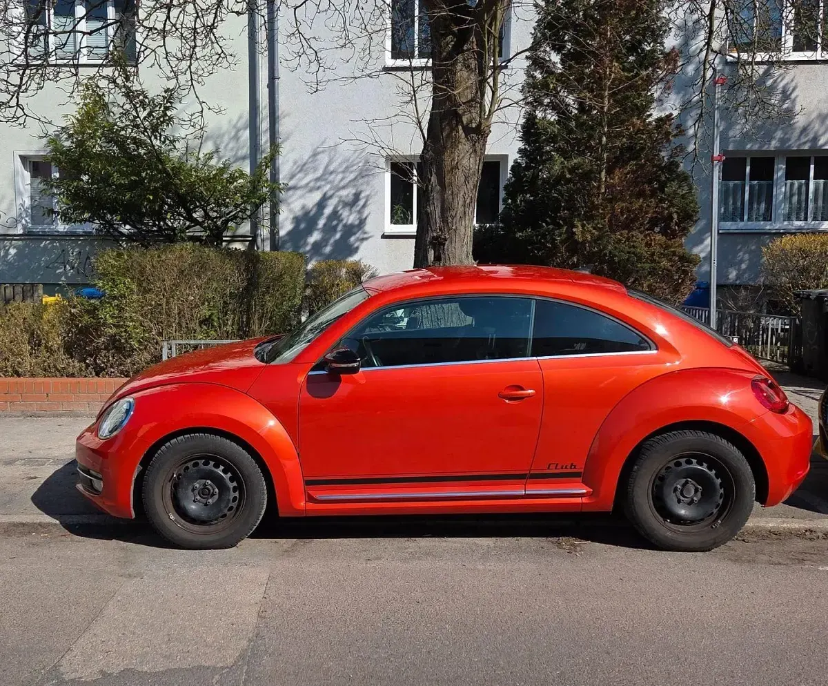 Gebraucht VW Beetle CLUB 105 PS (77 kW) 2015 Orange Kleinwagen