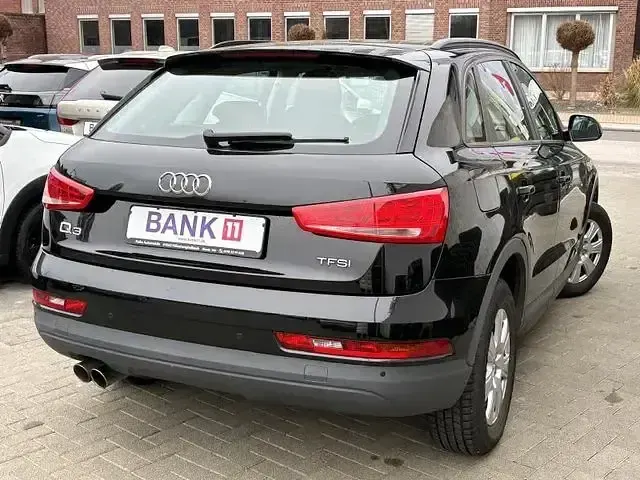 Second-hand Audi Q3 Basis 125 CP (91 kW) 2017 Negru SUV