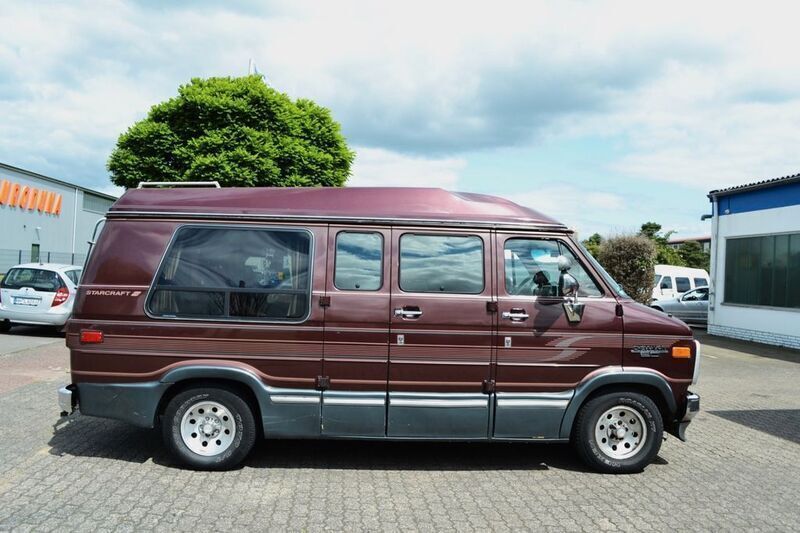 Rot Gebraucht 1995 GMC Vandura Van / Kleinbus | 34.900 € - Bild 1/4