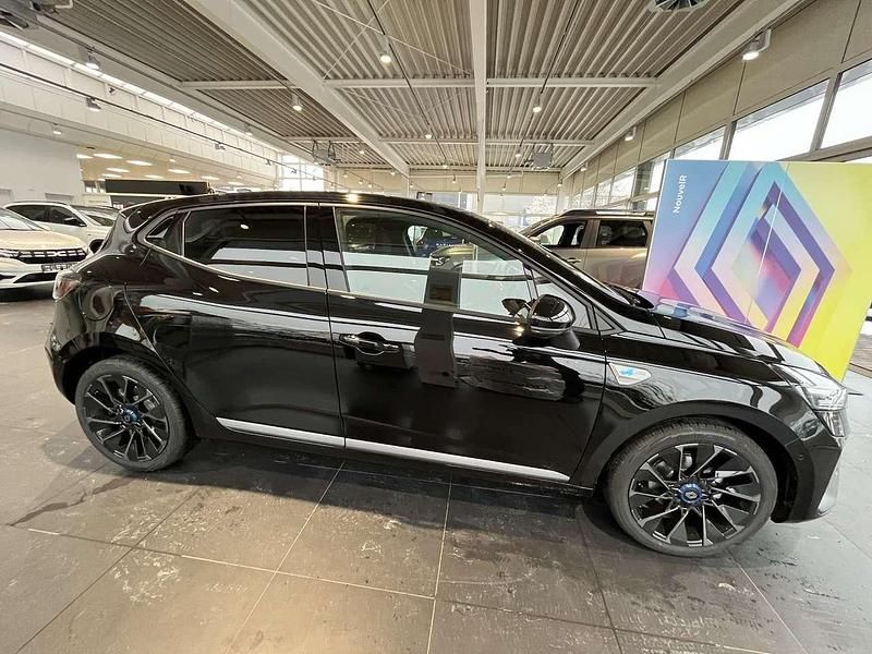 Neu Renault Clio V Esprit Alpine 91 PS (66 kW) 2025 Black pearlschwarz metallic Kleinwagen