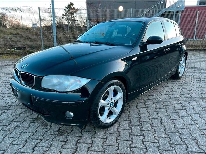Gebraucht BMW 120 150 PS (110 kW) 2004 Schwarz Kleinwagen