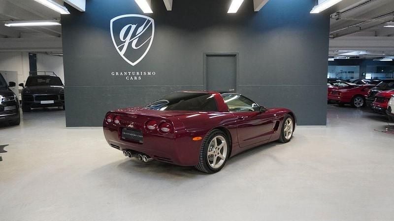 Używany Corvette C5 344 KM (253 kW) 2002 Czerwony Kabriolet